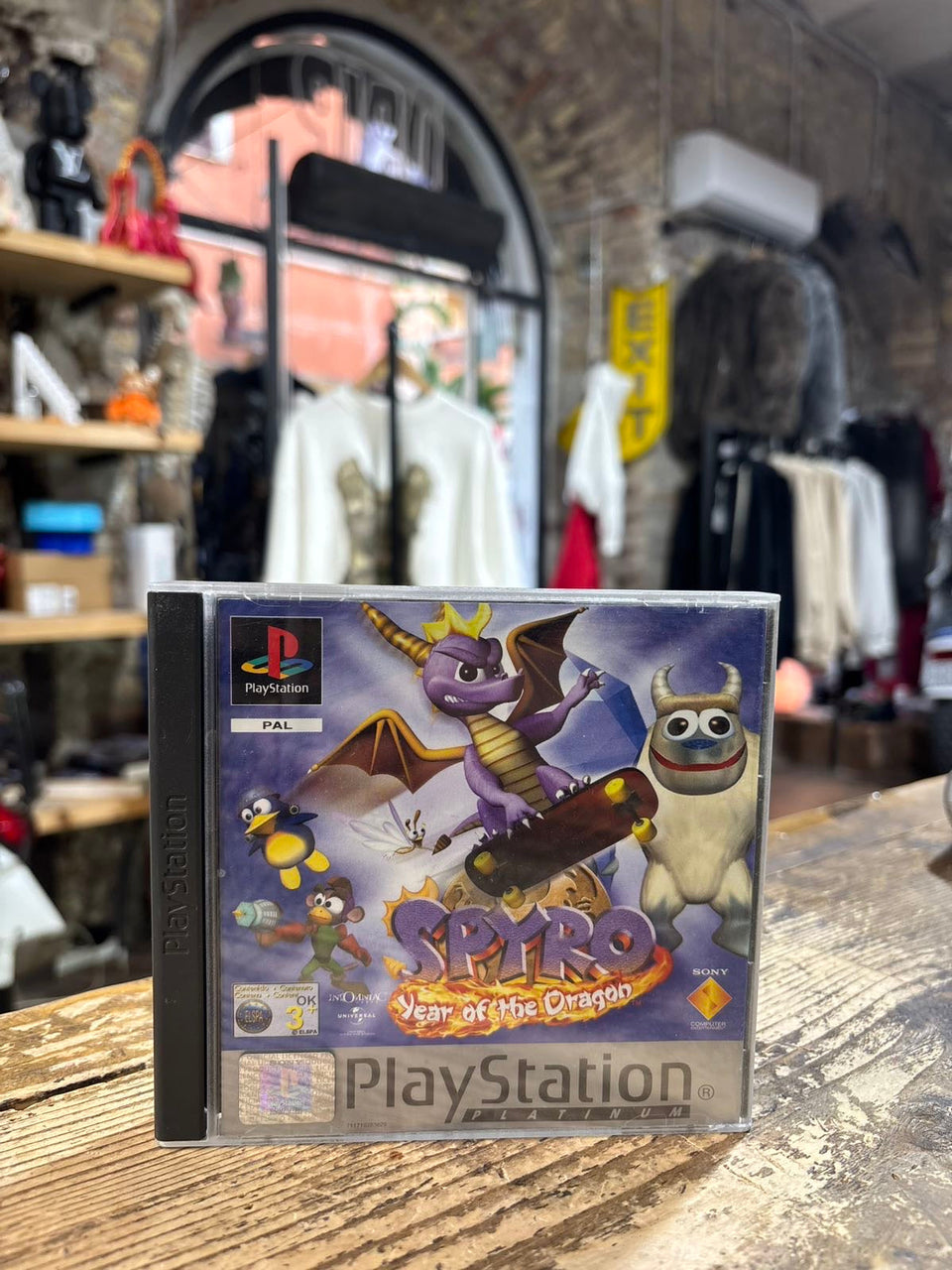 spyro: year of the dragon - playstation 1 ps1 pal