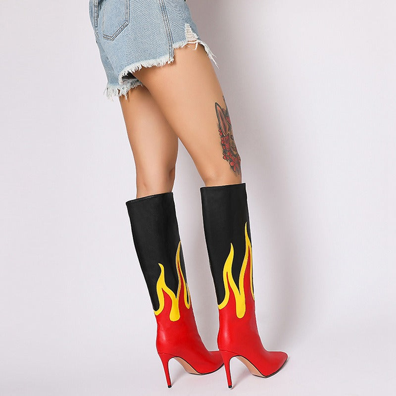 Stivale alto fiamme con tacco spillo donna