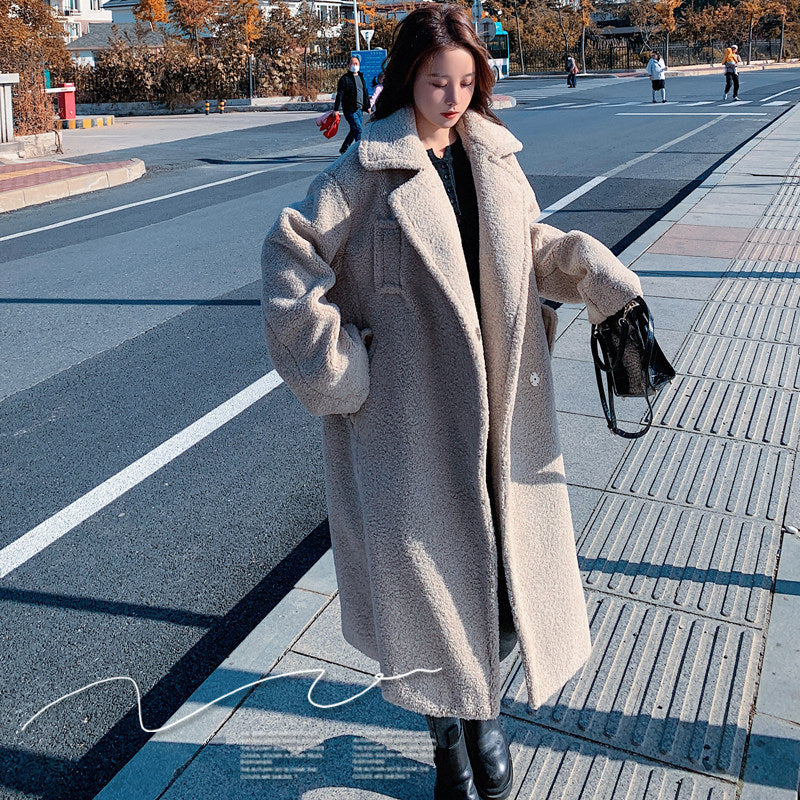 Abrigo acolchado de lana de cordero Teddy Suit para mujer