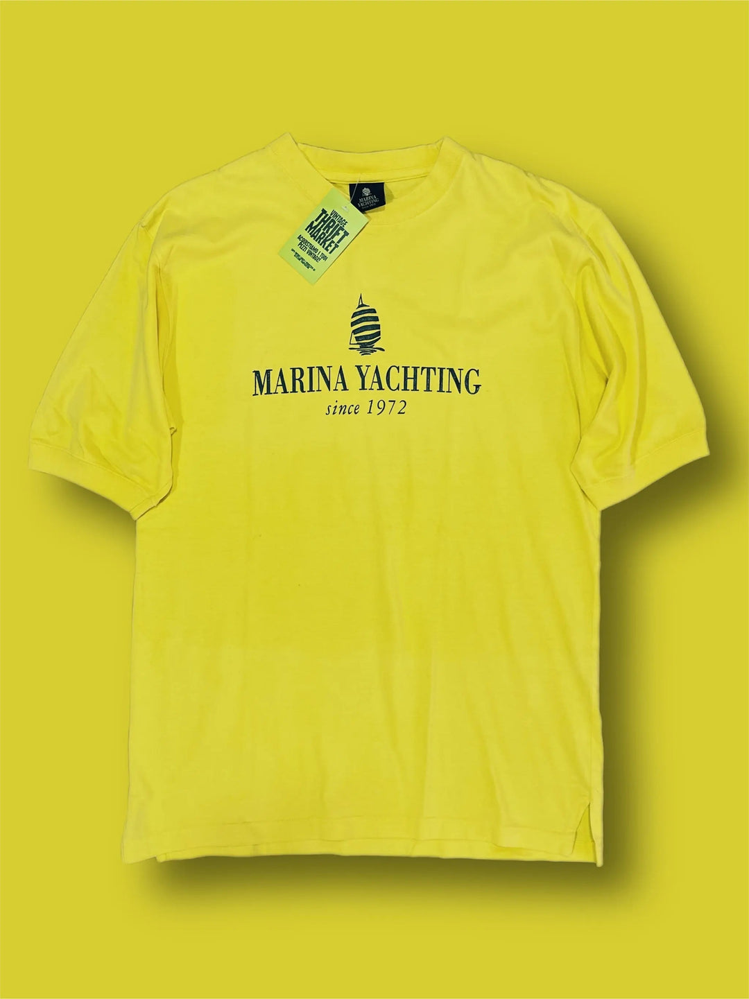 T shirt marina yachting shop